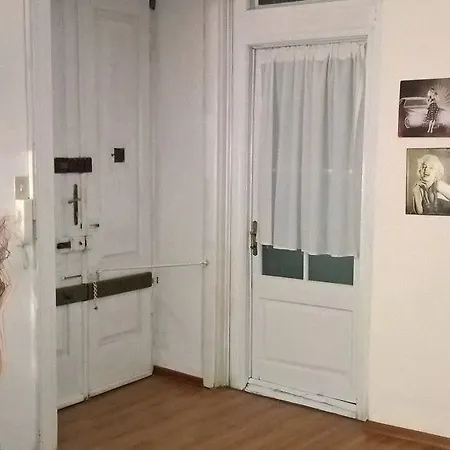 Peggy Bed & Breakfast 4*